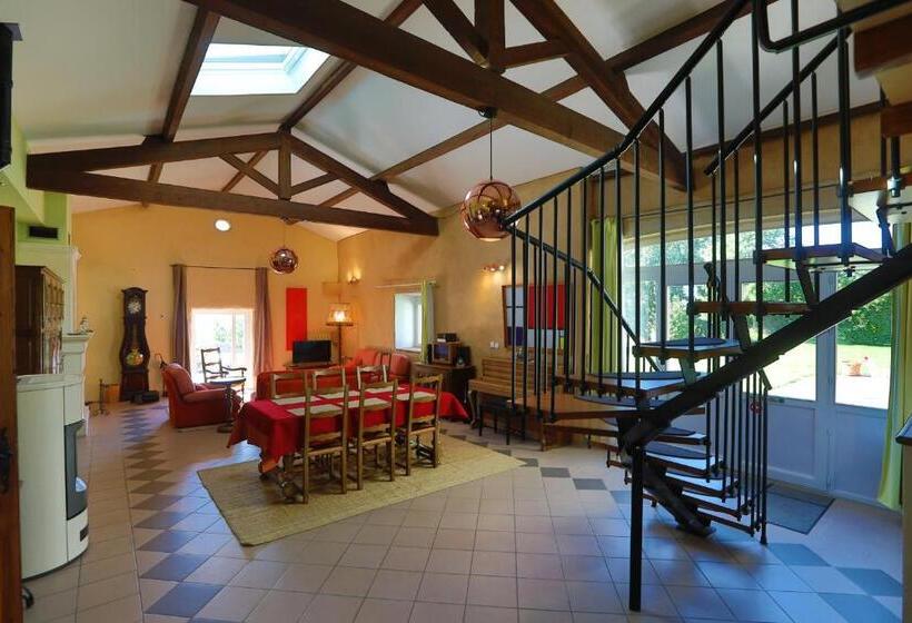 بنسيون Villa Rouvesol