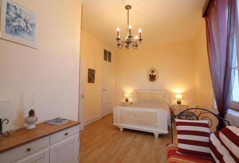 بنسيون Villa Rouvesol