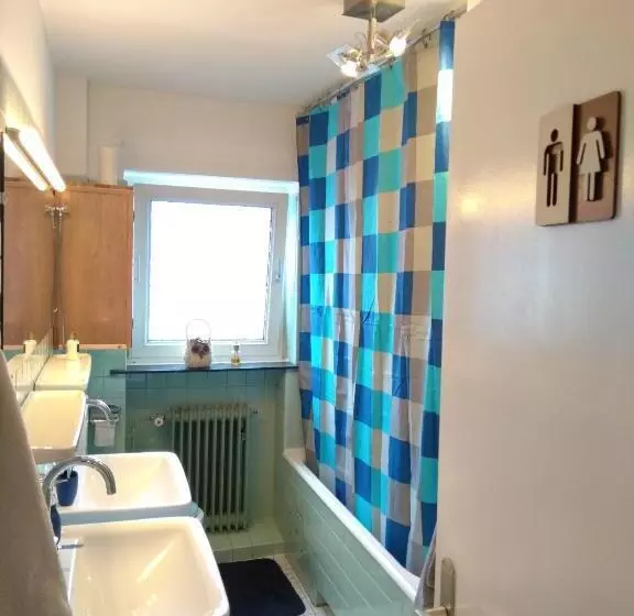 ユースホステル The Old Doctors Office