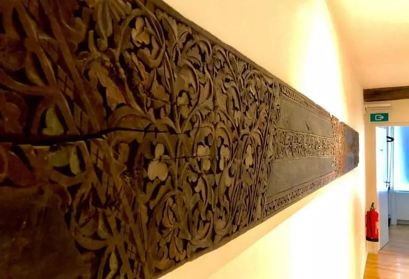 Aamiaismajoitus (B&B) Accademia00