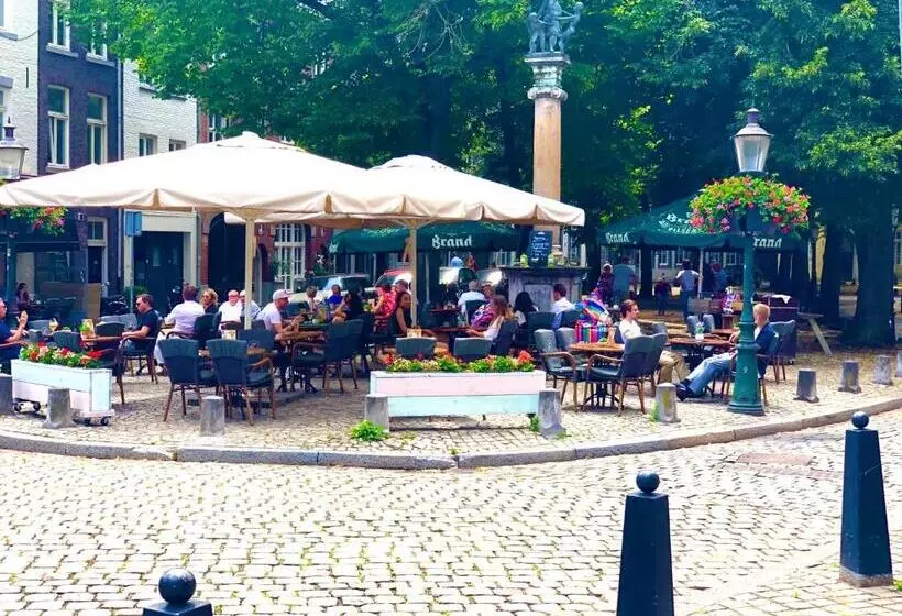 Aamiaismajoitus (B&B) Accademia00