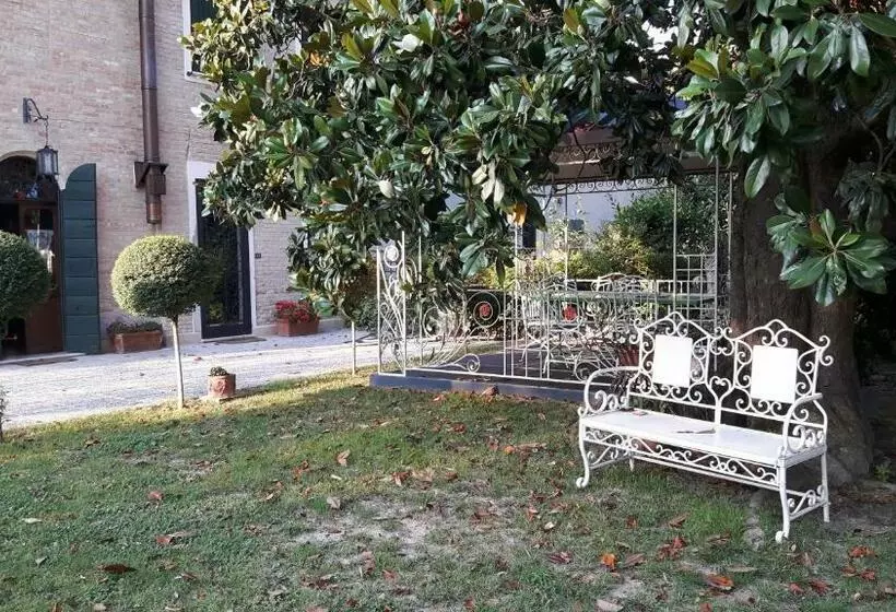 Aamiaismajoitus (B&B) Maison Elena