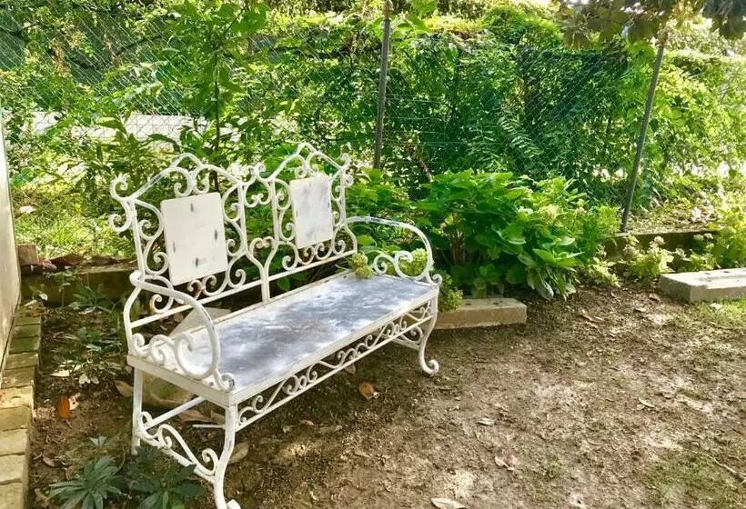 Aamiaismajoitus (B&B) Maison Elena