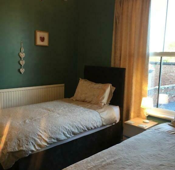 مبيت وإفطار The Townhouse B And B