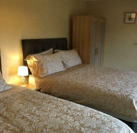 مبيت وإفطار The Townhouse B And B