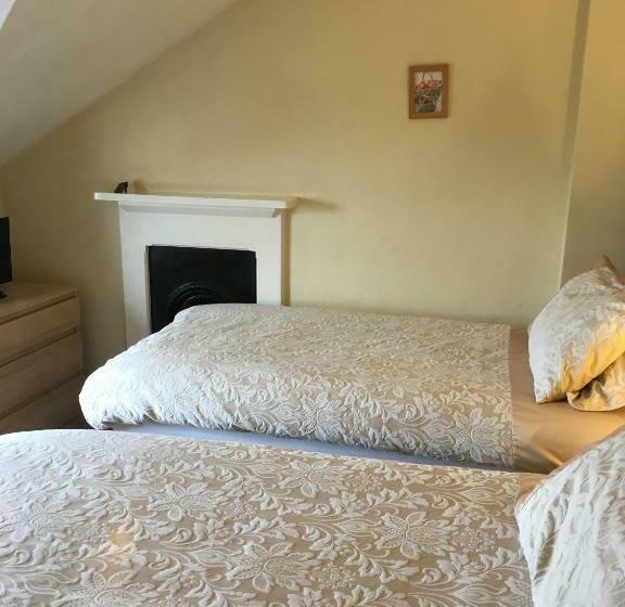 مبيت وإفطار The Townhouse B And B