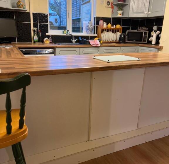 مبيت وإفطار The Townhouse B And B