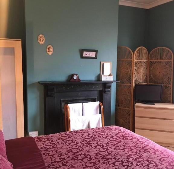 مبيت وإفطار The Townhouse B And B