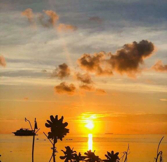 Hotel Iris Beach Residence