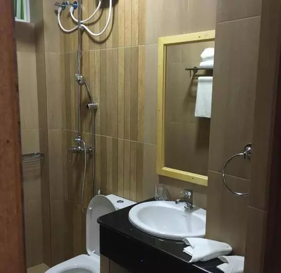 هتل Iris Beach Residence