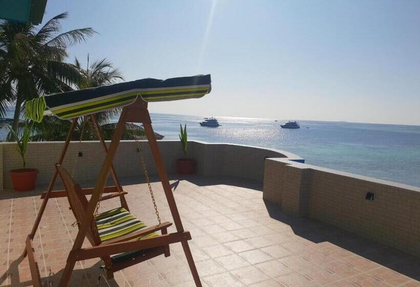 Hotel Iris Beach Residence