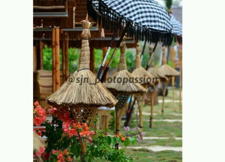 Madu Tiga Beach And Resort