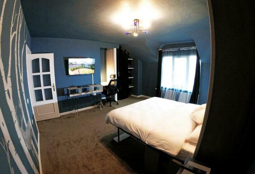 پانسیون Apulum Gardens