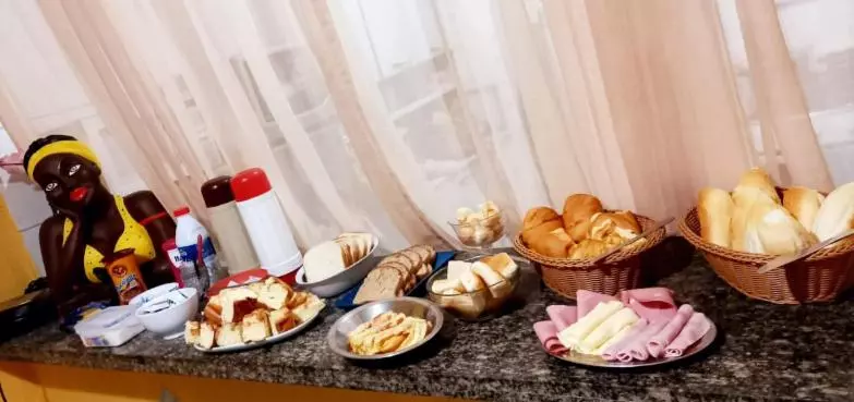 ペンション Pousadinha Enseada