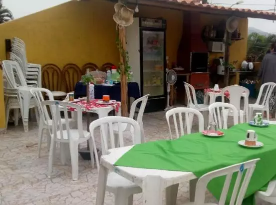 ペンション Pousadinha Enseada