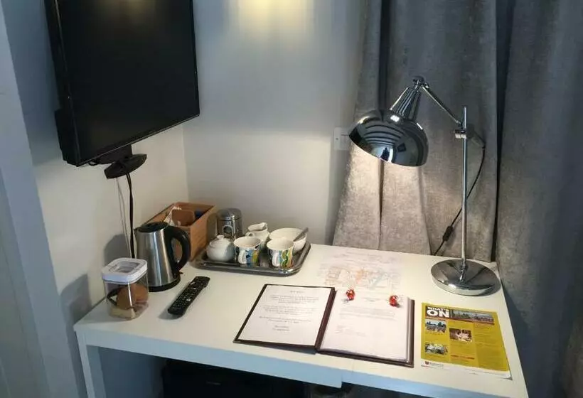 Majatalo Thames Edge Rooms