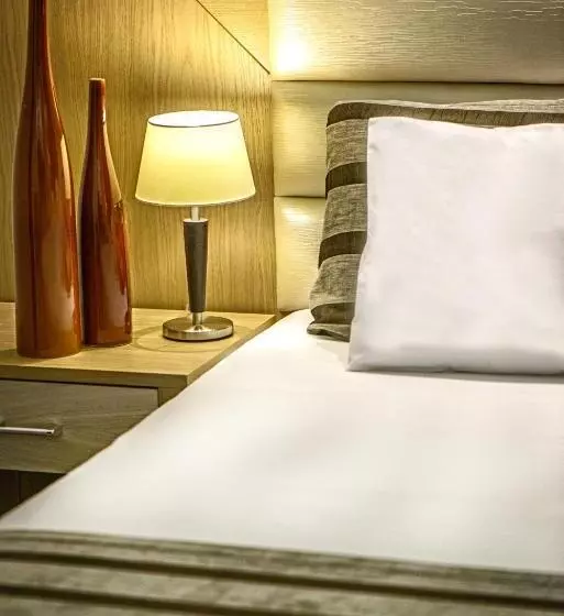 استراحتگاه Aristoteles Holiday Hotel And Spa