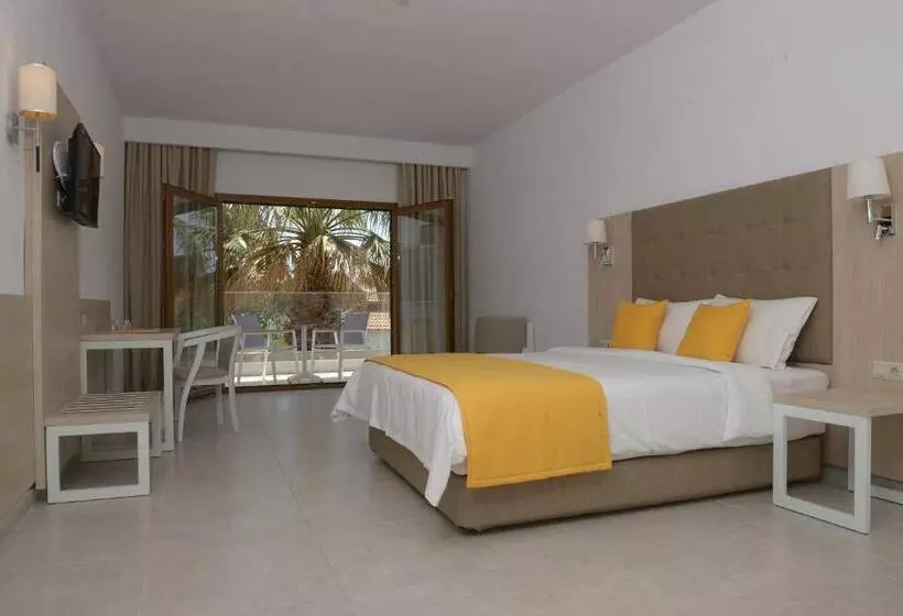 استراحتگاه Aristoteles Holiday Hotel And Spa