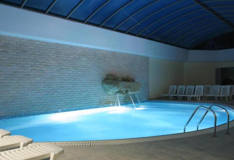 リゾートホテル Aristoteles Holiday Hotel And Spa