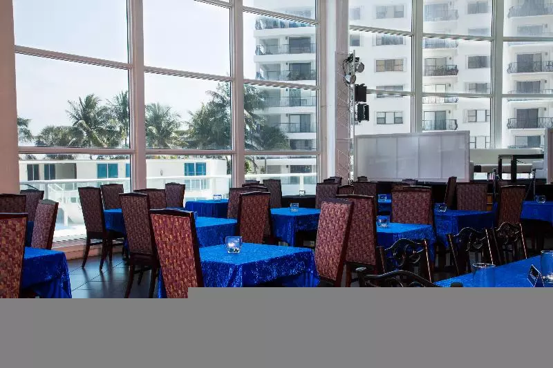 Beach Apartments By Design Suites