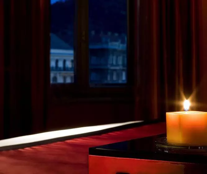 Buddha-Bar Hotel Budapest Klotild Palace