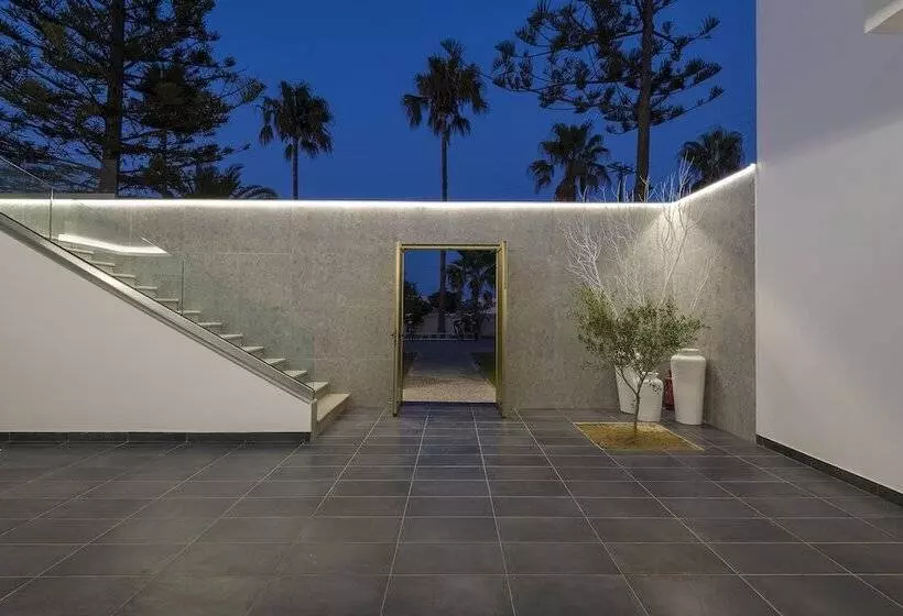 Diamond Boutique Hotel