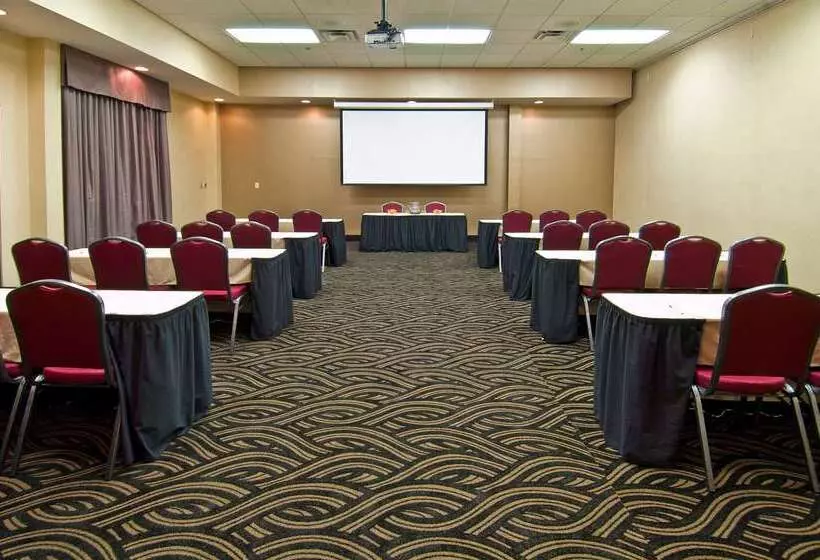 Hampton Inn & Suites Millington