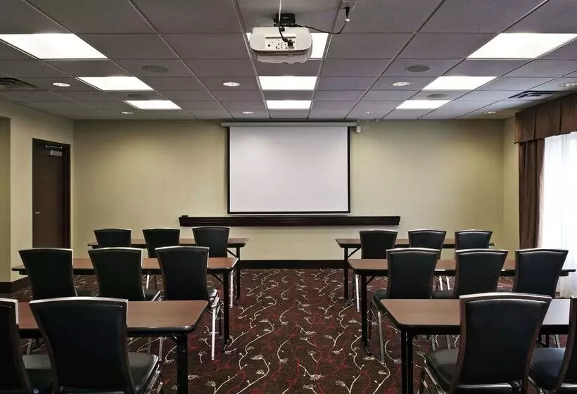 Hampton Inn & Suites Millington