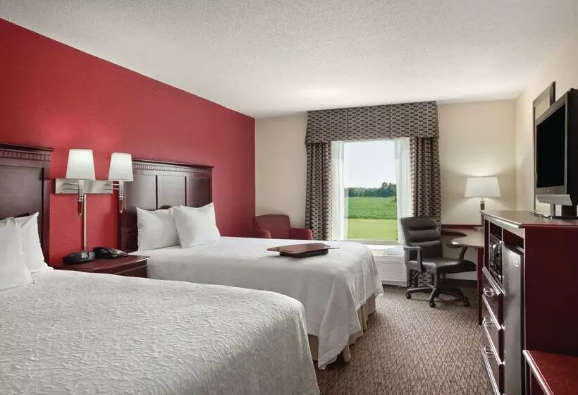 Hampton Inn & Suites Millington