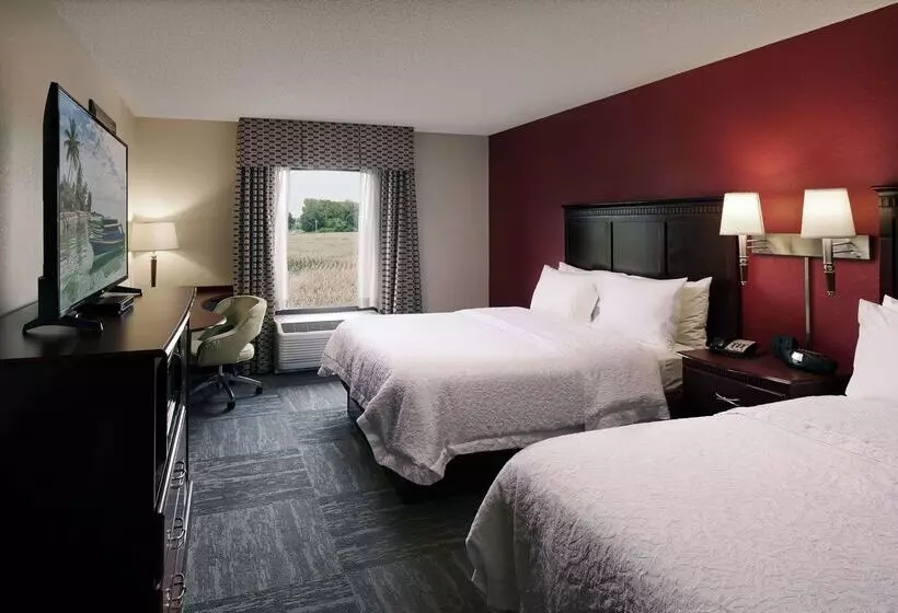 Hampton Inn & Suites Millington