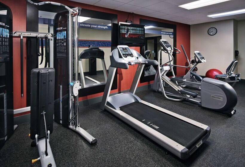 Hampton Inn & Suites Millington