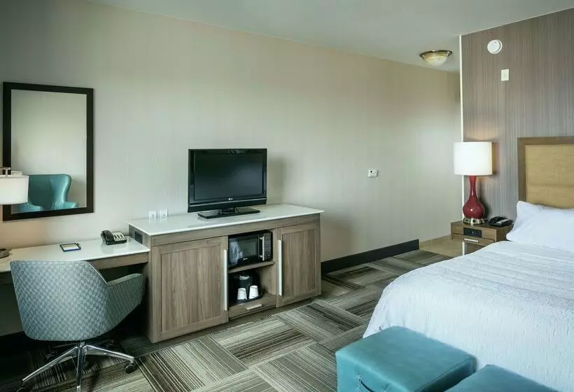 Hampton Inn & Suites Arroyo Grande Pismo Beach Area