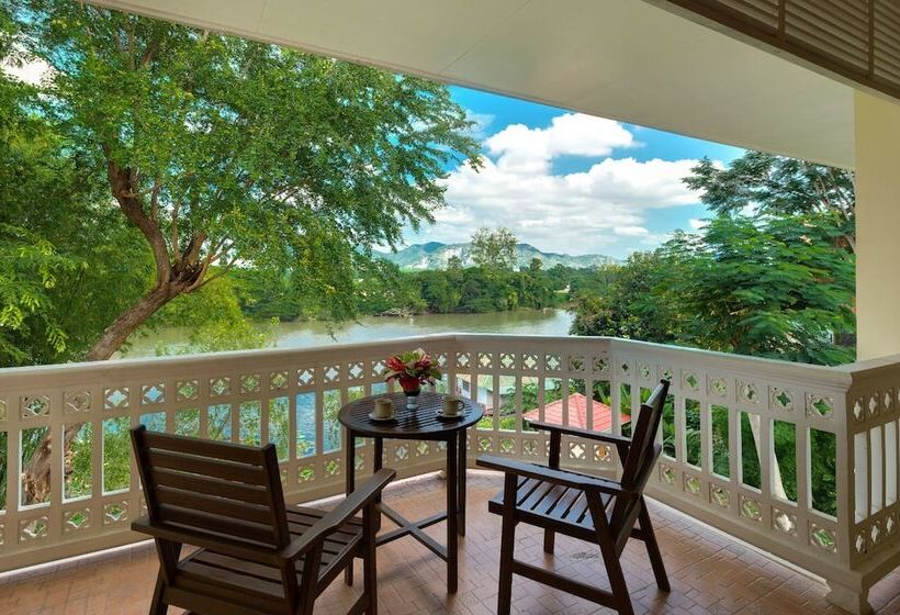 Hotel Dheva Mantra Resort