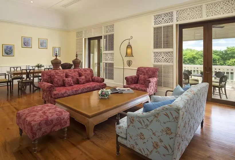 호텔 Dheva Mantra Resort