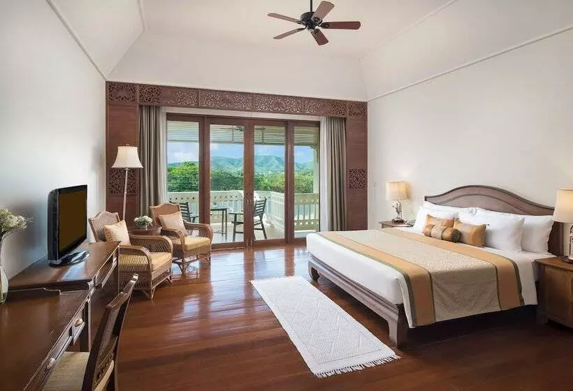 호텔 Dheva Mantra Resort