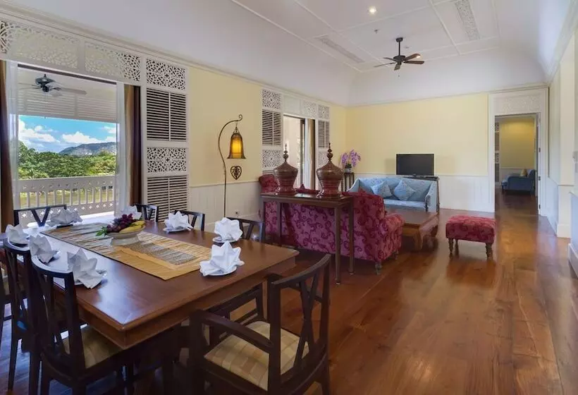 호텔 Dheva Mantra Resort