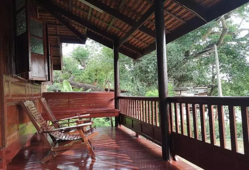 酒店 Ayodhara Village