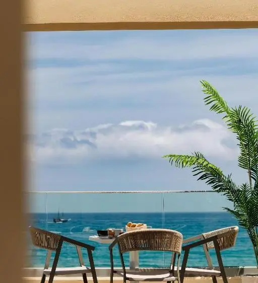 Hôtel Batis Beach