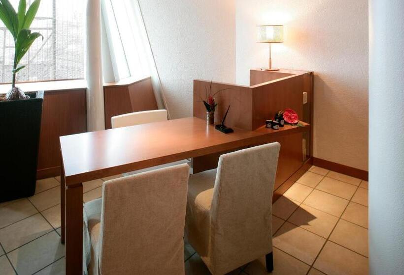 ホテル City Plaza Osaka