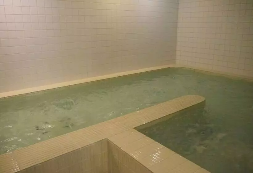 Hotel-cápsula First Cabin Midosujinamba