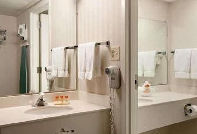 فندق Days Inn By Wyndham Grand Island I80