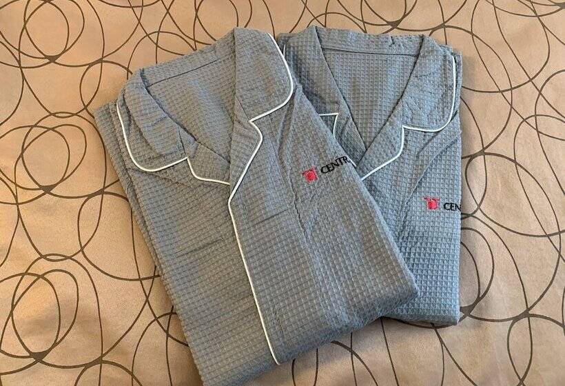 בית מלון כפרי Grand Central