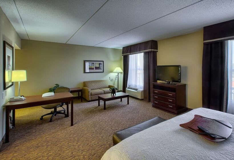 Отель Hampton Inn & Suites Burlington, Nc
