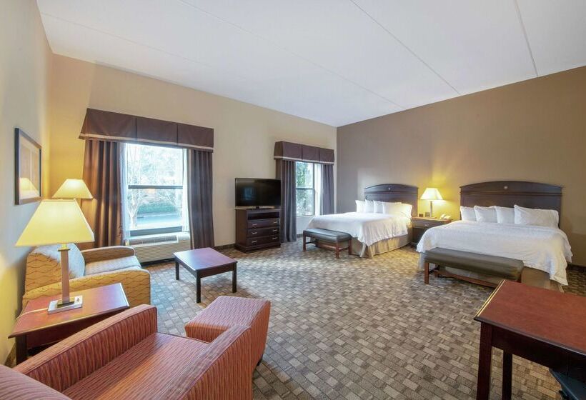 Отель Hampton Inn & Suites Burlington, Nc