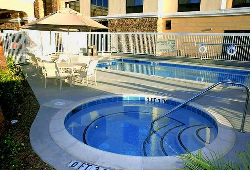 호텔 Hampton Inn & Suites Seal Beach