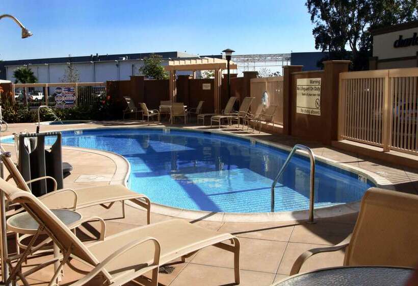 호텔 Hampton Inn & Suites Seal Beach