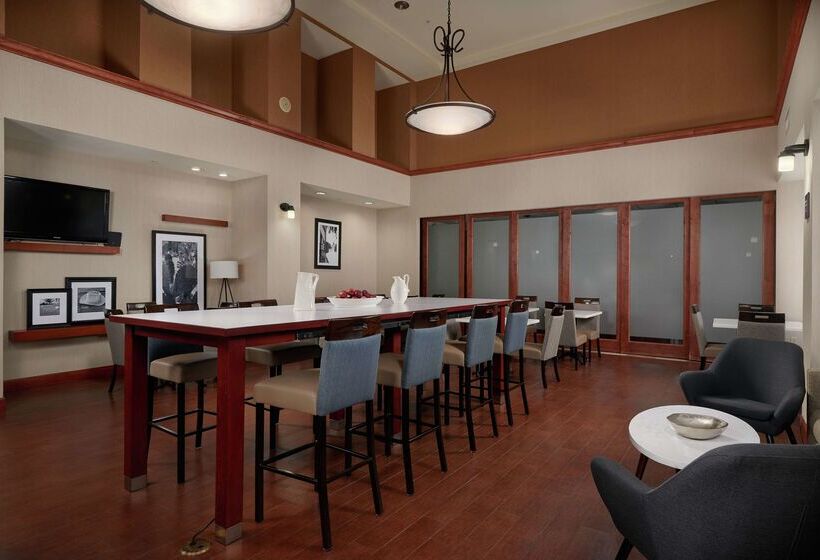 فندق Hampton Inn & Suites Phoenix Surprise