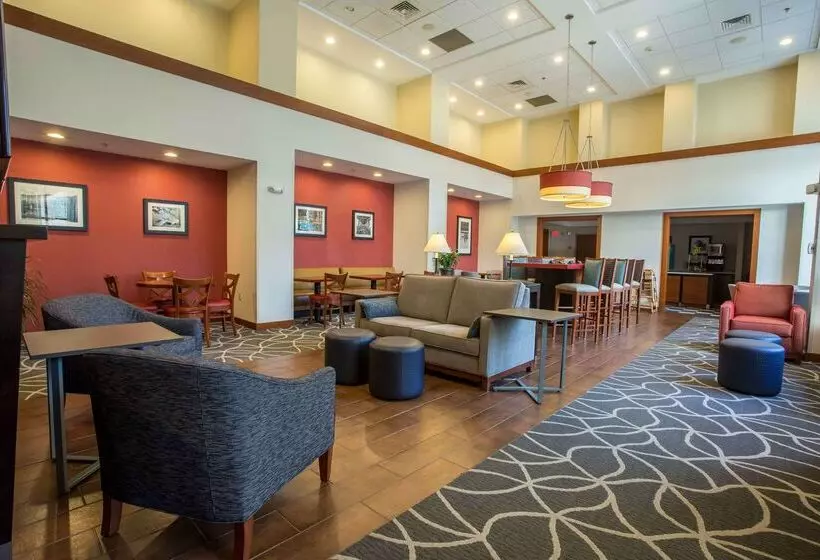 酒店 Hampton Inn & Suites Tilton