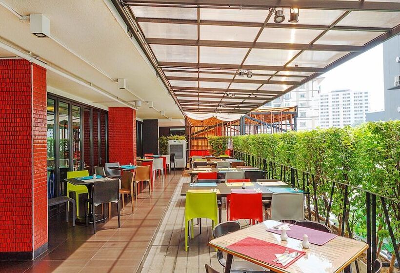 هتل Ibis Styles Chiang Mai