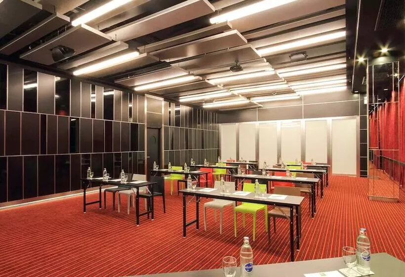 هتل Ibis Styles Chiang Mai